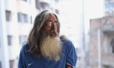 হাসপাতালে নিবিড় পর্যবেক্ষণে শিল্পী ধ্রুব এষ