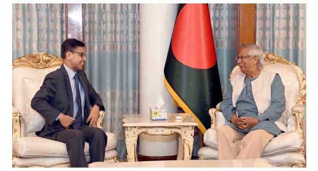 প্রধান উপদেষ্টা ড. ইউনূসের সঙ্গে ভারতের হাইকমিশনারের বৈঠক