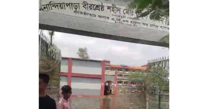 বন্যায় ক্ষতিগ্রস্তদের পাশে দাঁড়িয়েছে নান্দিয়াপাড়া স্পোটিং ক্লাব